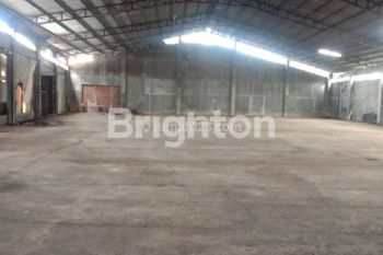 GUDANG LOKASI STRATEGIS DIPNGGIR JALAN RAYA DEKAT TOL MALANG DAN TOL PAKIS