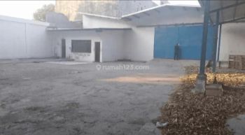 Gudang Kalikepiting Dekat jl Dharmahusada Surabaya.