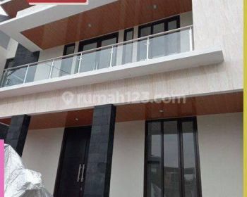 Toplah Rumah Lebar 2 Lantai Bandung Cikutra Pahlawan 153B1