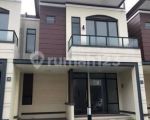 thumbnail-disewa-rumah-lavon-swan-city-2-lantai-tangerang-1