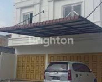 Ruko Baru kosong Lokasi Strategis Cocok buat Usaha dan Investasi