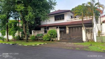 Rumah di Villa Cinere Mas 2 Lantai SHM Lokasi Bagus