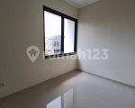 thumbnail-rumah-2-lantai-model-skandinavian-di-pusat-kota-tangerang-selatan-10