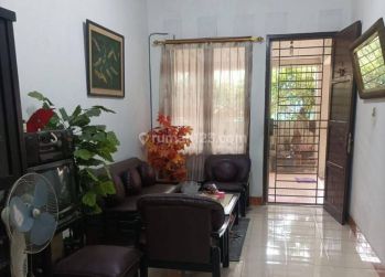 Rumah Siap Huni & Strategis 20 Menit ke mall Summarecon Serpong di Dasana Indah,