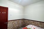 thumbnail-sewa-mantap-rumah-semi-furnish-di-kota-baru-parahyangan-bandung-6