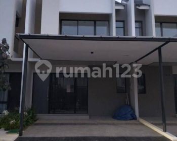 Disewakan Rumah Milenial Cluster Dalllas, Pik 2