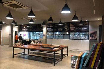 Ruko Disewakan Bagus Dipinggir Jalan Dan Sangat Luas