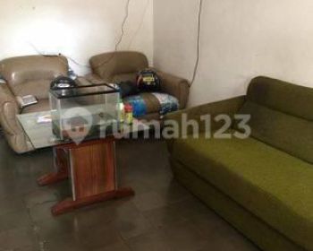 Rumah akses motor, lokasi berada daerah pusat kota