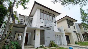 Rumah Bagus 2 Lantai Sentul City,bogor