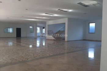 Gedung Megah sangat Terawat 4 Lantai Sayap Sukajadi dekat PVJ, Karangsetra Kota