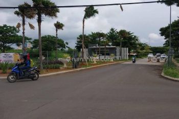 Rumah di Jual 2 Lantai Semi Furnished di River Garden Jgc Cakung