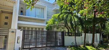 Rumah Graha Family Tropical High Spec Full Marmer Italy