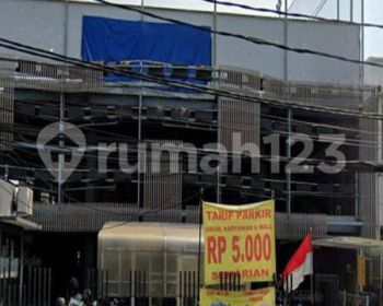 Ruang Usaha di Pluit Permai Raya, Pluit 827 m²
