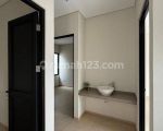 thumbnail-rumah-baru-2-lantai-model-fasad-modern-minimalis-row-jalan-lebar-lingkungan-asri-7