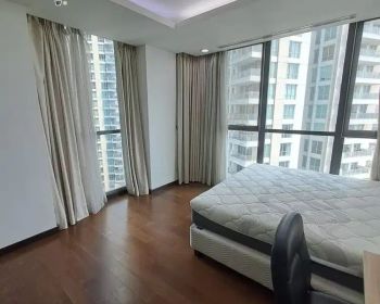 DIJUAL Bloomington Kemang Village Siap huni, 3 bedrooms. Harga nego
