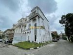 thumbnail-dijual-villa-hook-komplek-taman-anggrek-jalan-tamir-hamzah-2