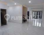 thumbnail-brand-new-rumah-dalam-cluster-jl-sadar-jagakarsa-jaksel-7