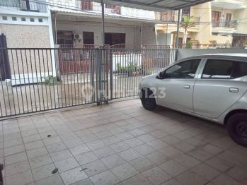 di Sewakan Rumah 2 Lantai 6,5x16 di Sunter Karya, Jakarta Utara