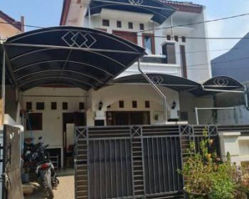 Disewa Hunian Megah Taman harapan baru (B0057)