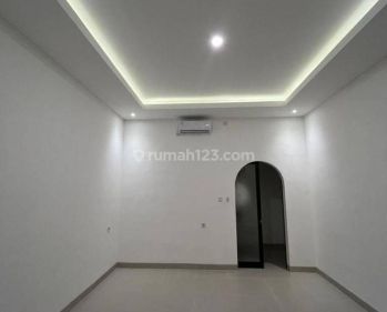 Villa di Area Batu Bolong Canggu Badung Bali