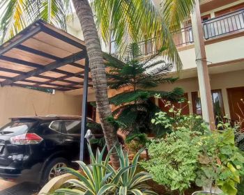 Rumah di Cluster Pondok Pinang Semi Furnished Lokasi Strategis