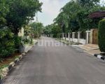 thumbnail-rumah-2-lantai-terawat-bebas-banjir-jatibening-bekasi-4