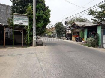 TANAH DENGAN BANGUNAN TUA DI DIMUN RAYA, SUKAMAJU , TOLE ISKANDAR- DEPOK