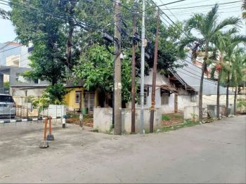 Rumah Kelapa Gading BCS 14x17m 1 lantai, rumah tua, jalan raya
