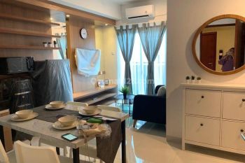Sewa Apartemen Roseville Soho Suite Bsd 2 BR Eksklusif Baru Murah Fully