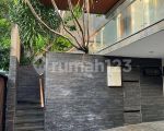 thumbnail-rumah-cluster-mewah-bintaro-veteran-furnish-lokasi-ok-ada-pool-1