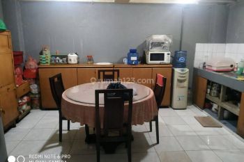 Ruko di Pluit Kencana Dalam, Jakarta Utara