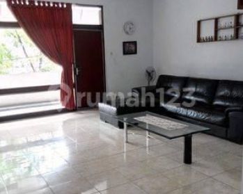 Rumah Ruang Usaha Strategis Gatot Subroto