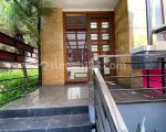 thumbnail-rumah-disewa-minimalis-modern-di-ciumbuleuit-2