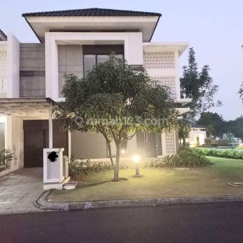 Disewakan Rumah Nyaman Modern Hook di Btari 10 Premium Summarecon