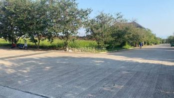 Dijual Kavling Hook Siap Bangun Jalan Besar di Setra Duta Grande