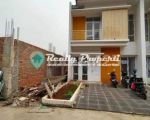 thumbnail-disewakan-rumah-dalam-cluster-2-lantai-di-kemangsari-jakarta-timur-0