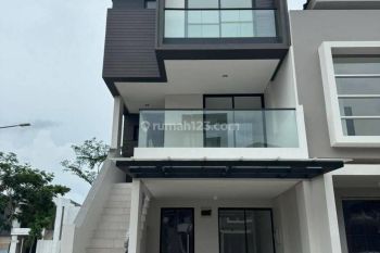Disewakan Rumah Golf Island Pik Ukuran 5x15 Hoek Termurah