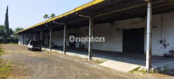 GUDANG DI TEMANGGUNG JALAN RAYA AKSES KONTAINER