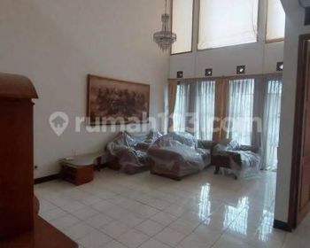 Disewakan Rumah Lux Renov Luas Siap Huni di Setra Duta