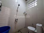 thumbnail-rumah-bagus-4-kamar-dekat-jalan-raya-jatiwaringin-bekasi-8