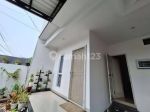 thumbnail-rumah-bagus-4-kamar-dekat-jalan-raya-jatiwaringin-bekasi-2