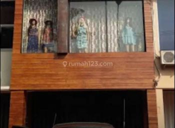 Disewakan Ruko Emerald Boulevard Bintaro Sektor 9