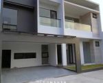 thumbnail-townhouse-puri-gajah-permai-colomadu-rumah-megah-3-lantai-full-rooftop-9