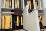 thumbnail-rumah-baru-gress-ketintang-surabaya-0