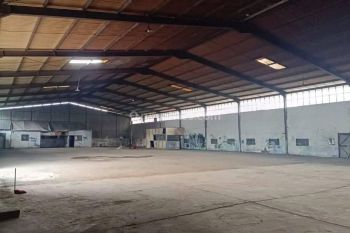 Di Sewakan Gudang di Mainroad Moh.toha