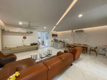 Dijual Rumah di Golf Lake Residence Jakarta Barat