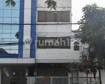 Ruko Plus Gudang Lokasi Strategis di Jalan Gatot Subroto Kota Malang