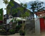 thumbnail-rumah-cantik-terawat-di-cikutra-kota-bandung-0