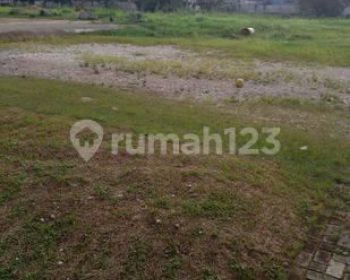 Pabrik dan tanah di pinggir jalan cilodong dekat exit tol cijago
