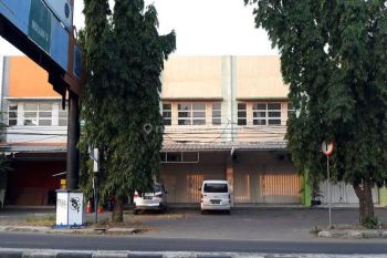 Ruko Siap Pakai Di Kawasan Komersil Pinggir Jalan Besar